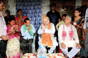 amit-shah-welcome-poor-in-wb